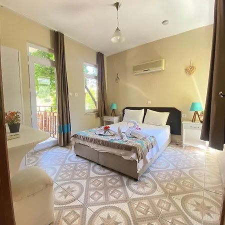 Moonstar Ayyıldız Ölüdeniz