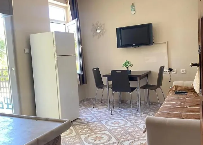 Moonstar Ayyildiz * Ολουντενίζ