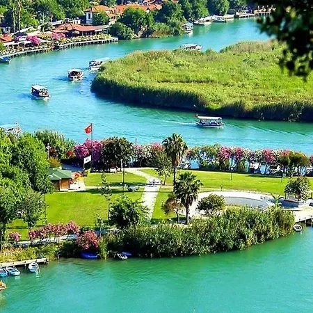 Oeluedeniz Ayyildiz Homestay